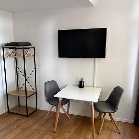 Zentrales Apartment Mit Parkplatz Hockenheim Dış mekan fotoğraf