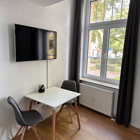 Zentrales Apartment Mit Parkplatz Hockenheim Dış mekan fotoğraf